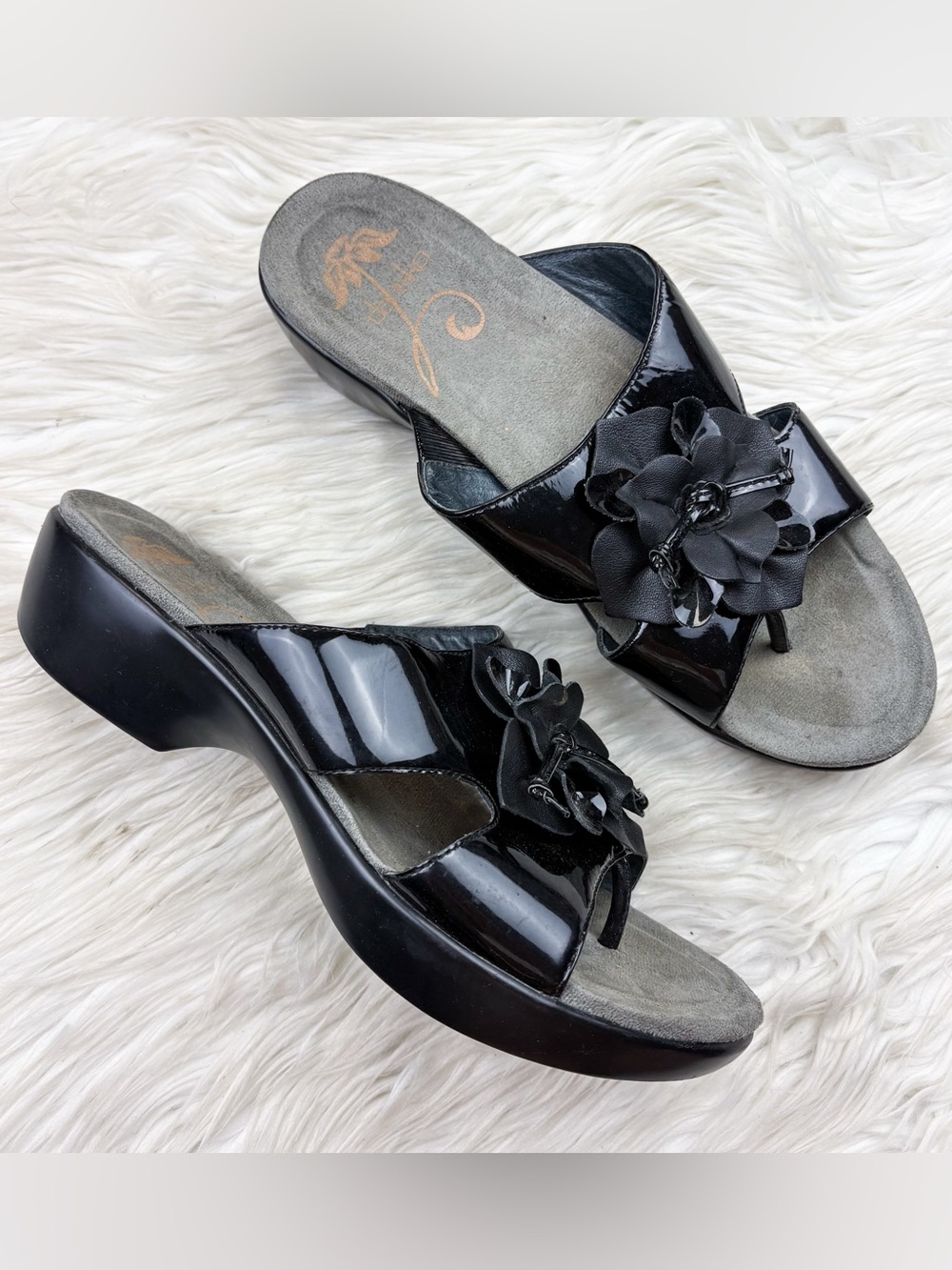 Dansko Flower Patent Leather Thong Slide Sandal Black Orthopedic Arch Support 40